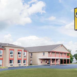 Super 8 By Wyndham Harrington